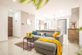 Modern, Bright & Spacious Apartment near the sea